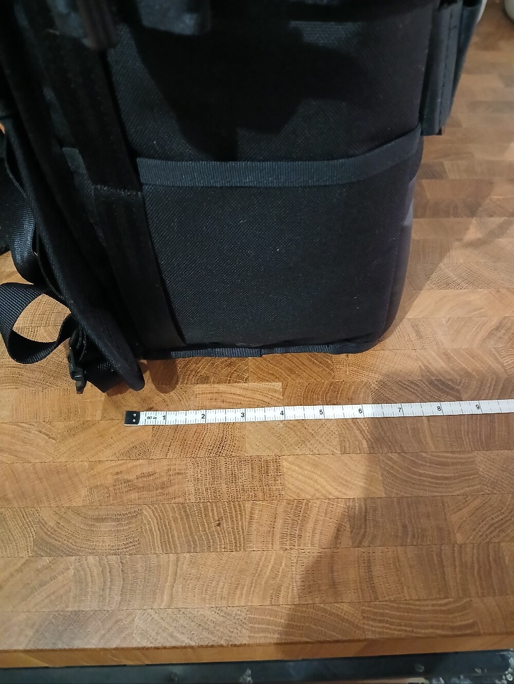 Chrome Camera Bag - Picture 10 of 11